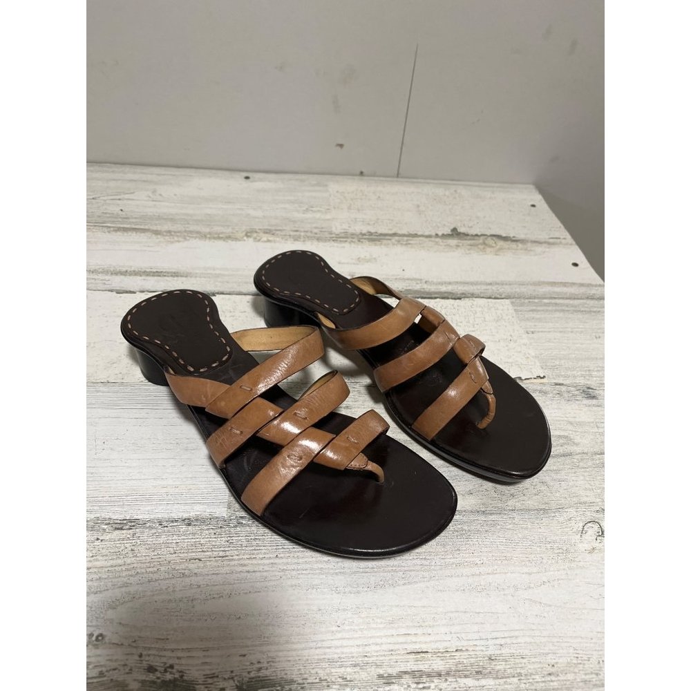 Cole Haan woman’s tan toe sandals size 7.5.